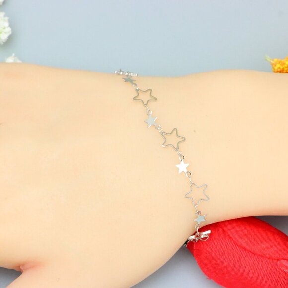 "Elegant & Trendy Bracelet, A Perfect Gift for Women, Thoughtful, EVCH1590 - Picture 3 of 10